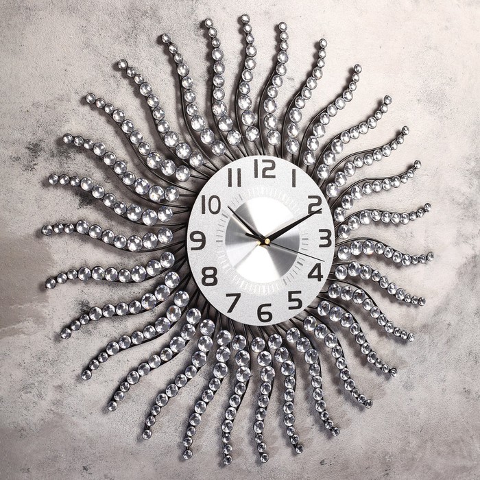 Часы настенные интерьерные "Серия Ажур. Солнце с изогнутыми лучиками", d=59 см