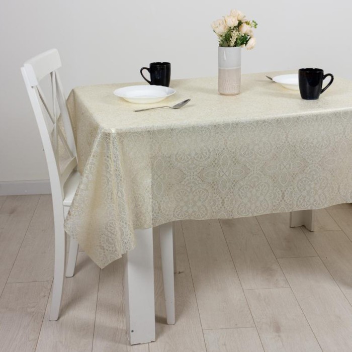 

Клеёнка «Кружево с блёстками» Joy Home, 137 см, 20 м
