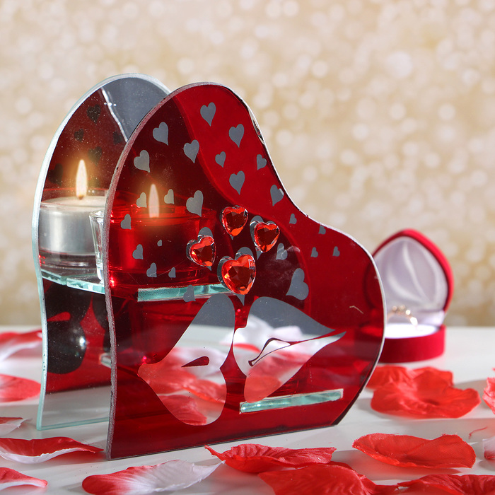 Подсвечник на 2 свечи "Поцелуй"