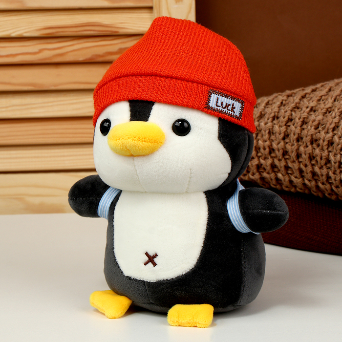 Мягкая игрушка «Пингвин» с рюкзаком, в красной шапке, 22 см мягкая игрушка пингвин с рюкзаком в розовой шапке 22 см
