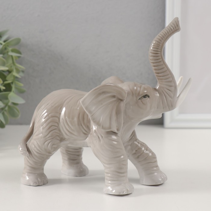 Сувенир керамика Серый слон с хоботом вверх 8х16х16,5 см
