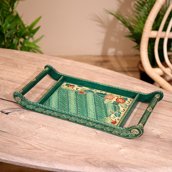 Поднос из дерева батик 38х19х5 см 1541₽