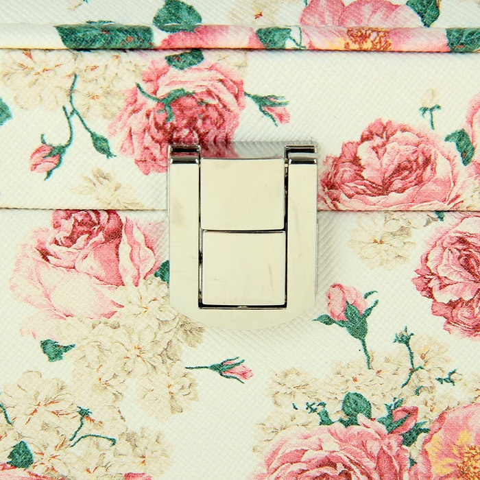 Шкатулка кожзам для украшений "Розовые пионы"