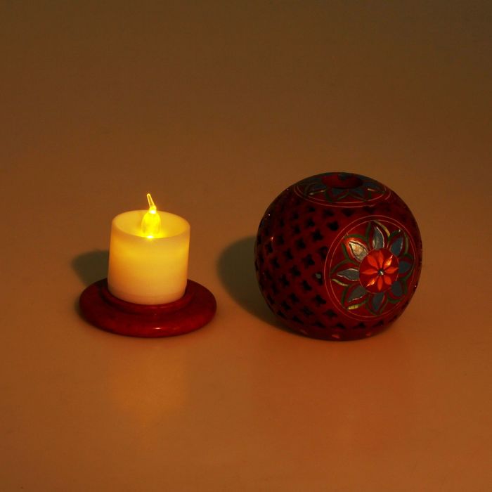 Подсвечник-шар "Солнечный цветок", резной