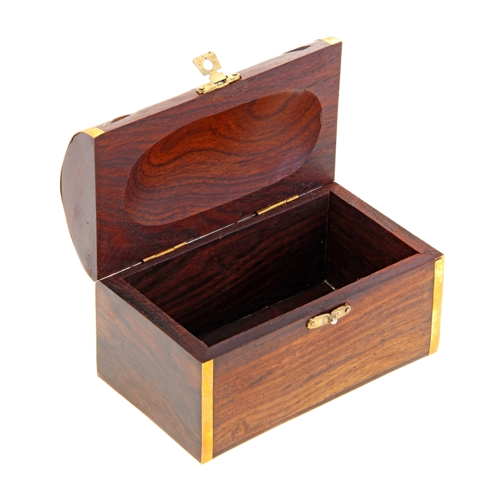 Шкатулка-сундук "Лари"