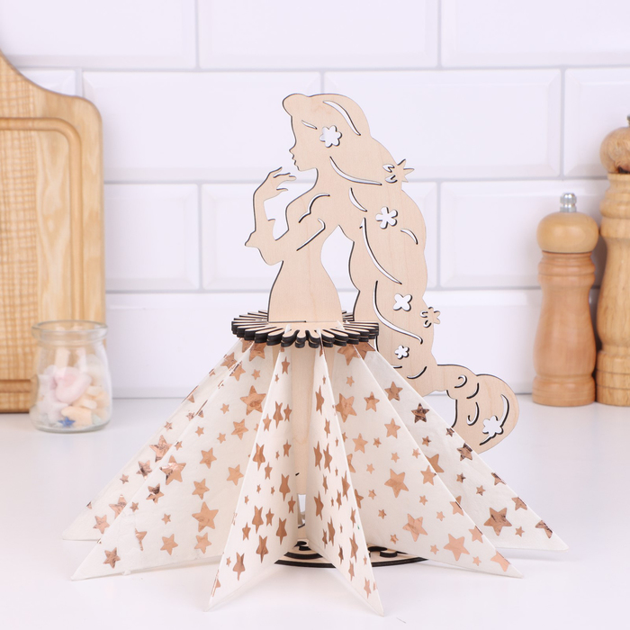 Салфетница Девушка Лето фанера 377₽