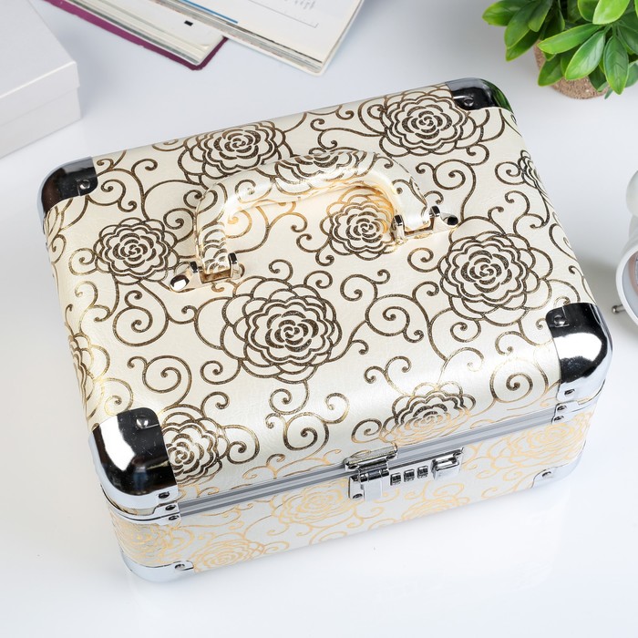 Шкатулка "Золотые цветы на белом"