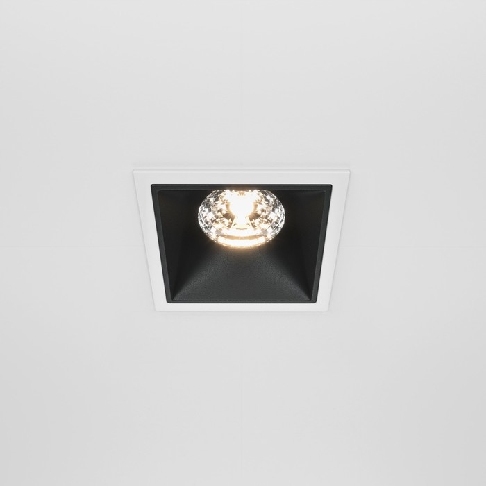 

Светильник встраиваемый Technical DL043-01-15W3K-D-SQ-WB, LED, 15 Вт, 85х85х63 мм, 1050 Лм, 3000К, бело-чёрный