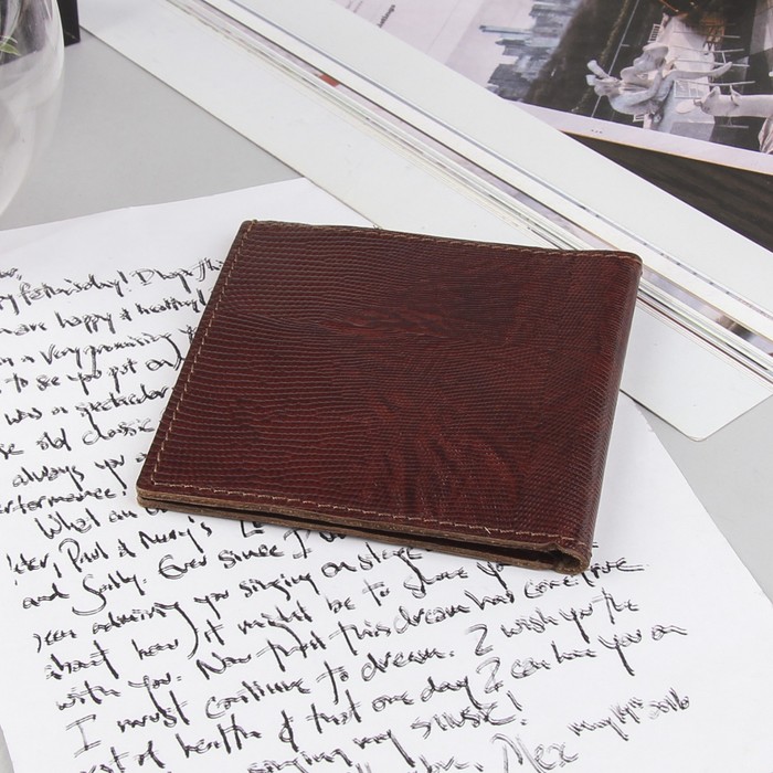 Портмоне мужское, 1 отдел, отдел для карт, коричневая игуана