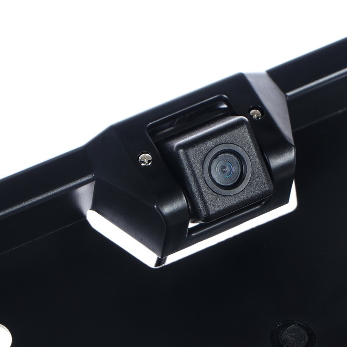 Рамка под номер с камерой заднего вида IР68, -40 до 75°C, угол 170°