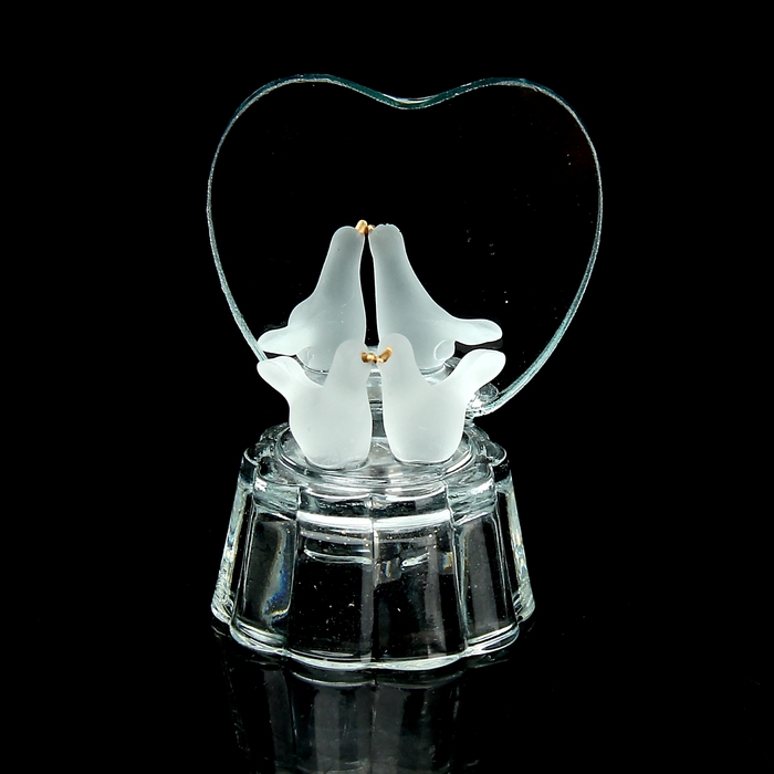 Сувенир световой "Две голубки у сердца"