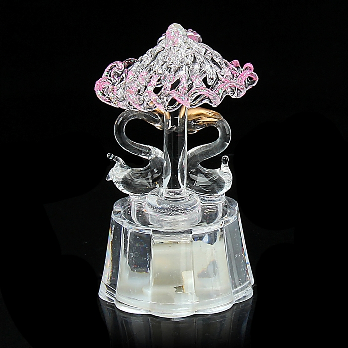 Сувенир световой "Лебеди под зонтиком со стразой" МИКС