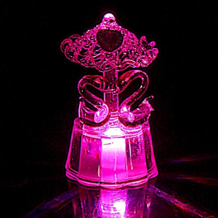 Сувенир световой "Лебеди под зонтиком со стразой" МИКС