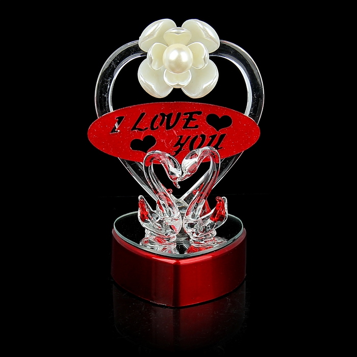 Сувенир "Лебеди у сердца I love you"