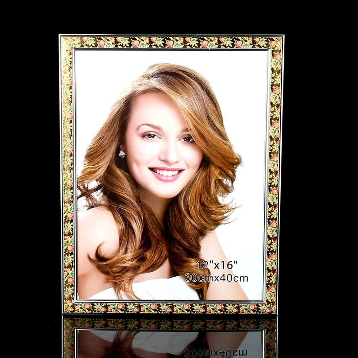 Фоторамка "Россыпи роз" 30х40 см