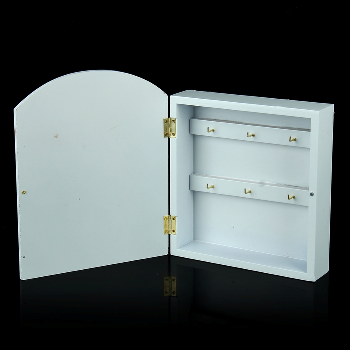 Ключница "Роза и бабочки"