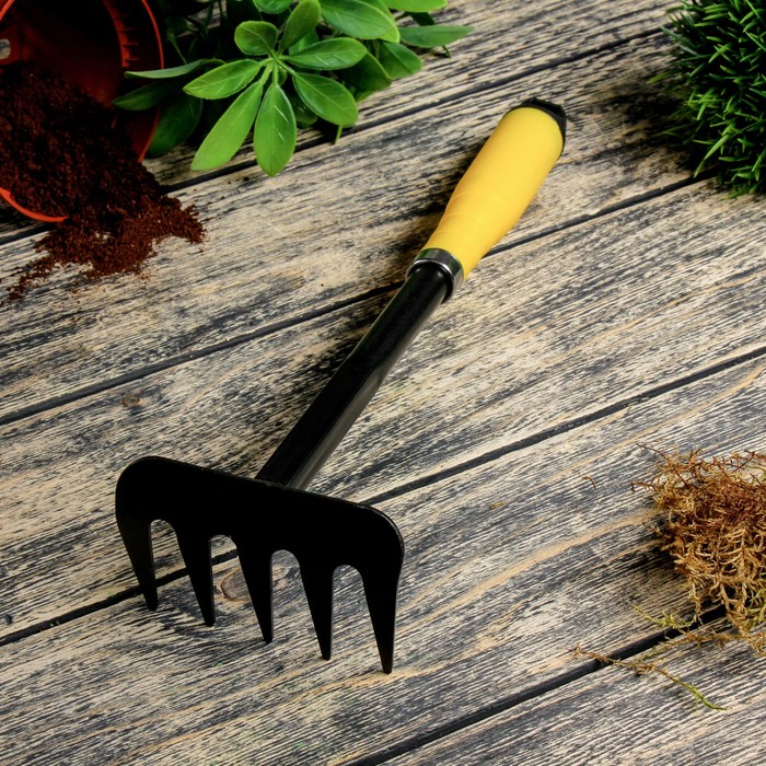 Грабли, длина 33 см, пластиковая ручка