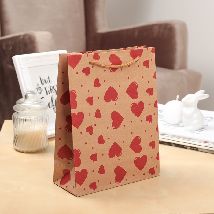 Пакет крафт "Влюбленность", 23,5 х 31,5 х 8,5 см
