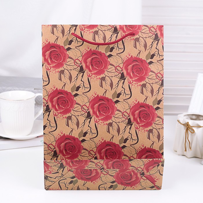 Пакет крафт "Розы", 23 х 32 х 8,5 см