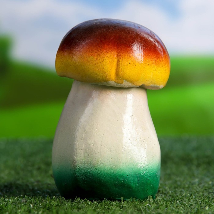 Садовая фигура "Грибок" малая, бело-зелёная ножка