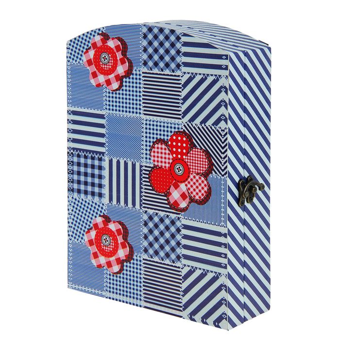 Ключница "Цветочки из заплаток"