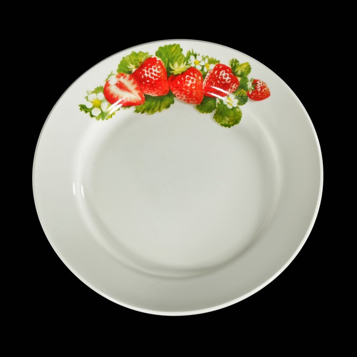 Тарелка мелкая 20 см "Клубника новая"