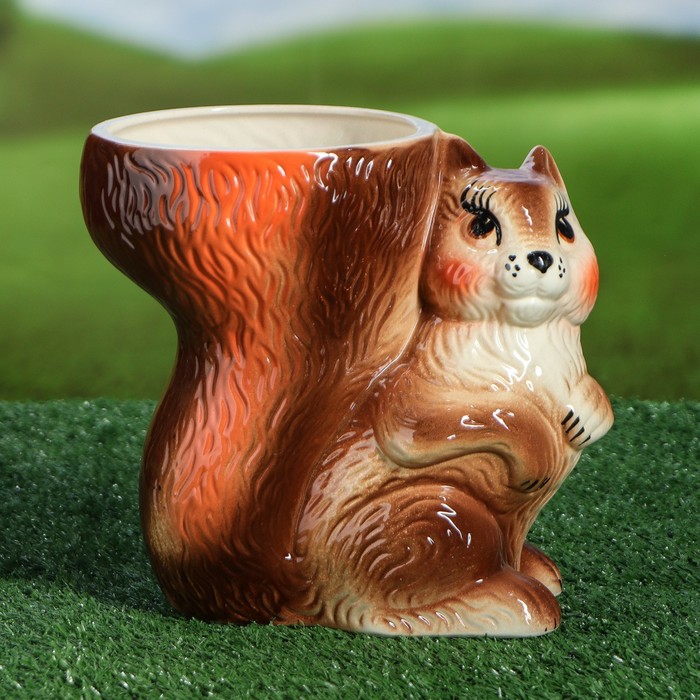 Фигурное кашпо "Белка" 2 л