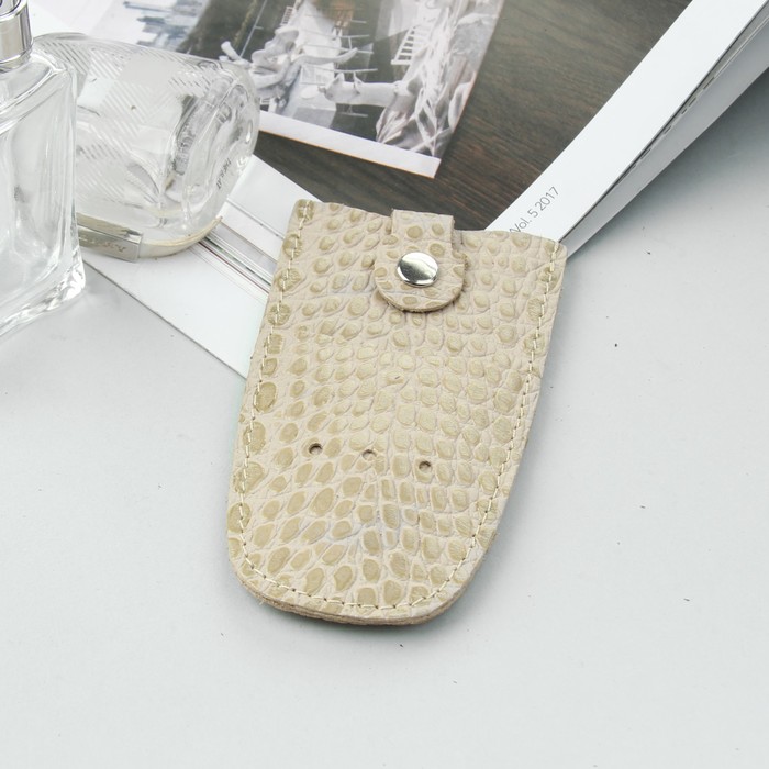 Ключница на кнопке, кольцо, кайман, цвет бежевый