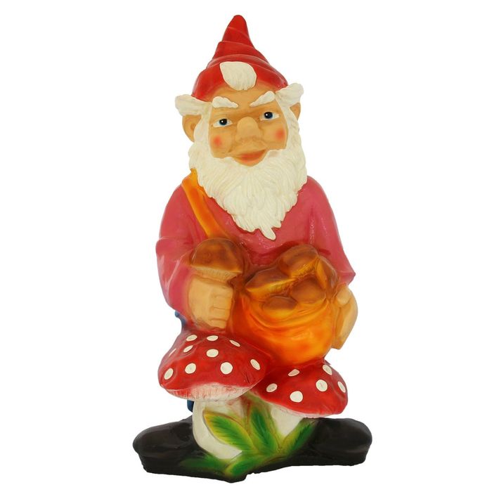 Садовая фигура "Гном с грибами" красный колпак, малиновый кафтан