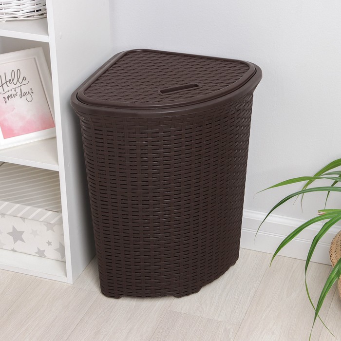 Корзина для белья угловая с крышкой 60 л "Ротанг", цвет коричневый