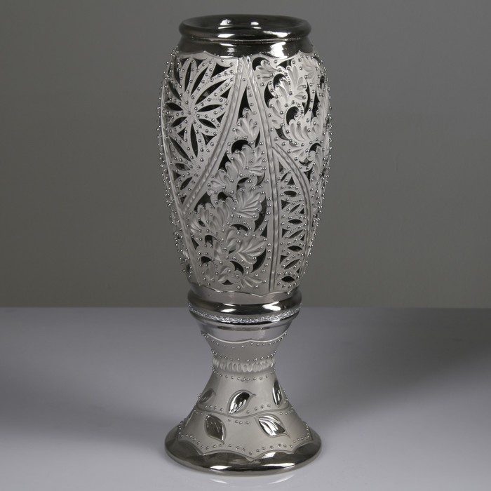 Ваза напольная "Эрика" резная, серебро