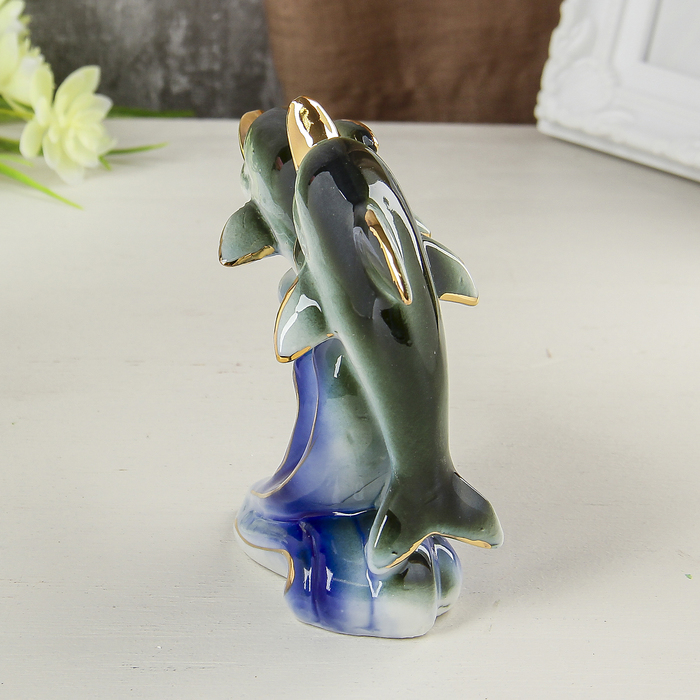 Сувенир "Пара дельфинчиков на волне"