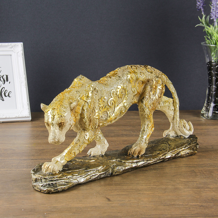Сувенир "Пантера золотистая"