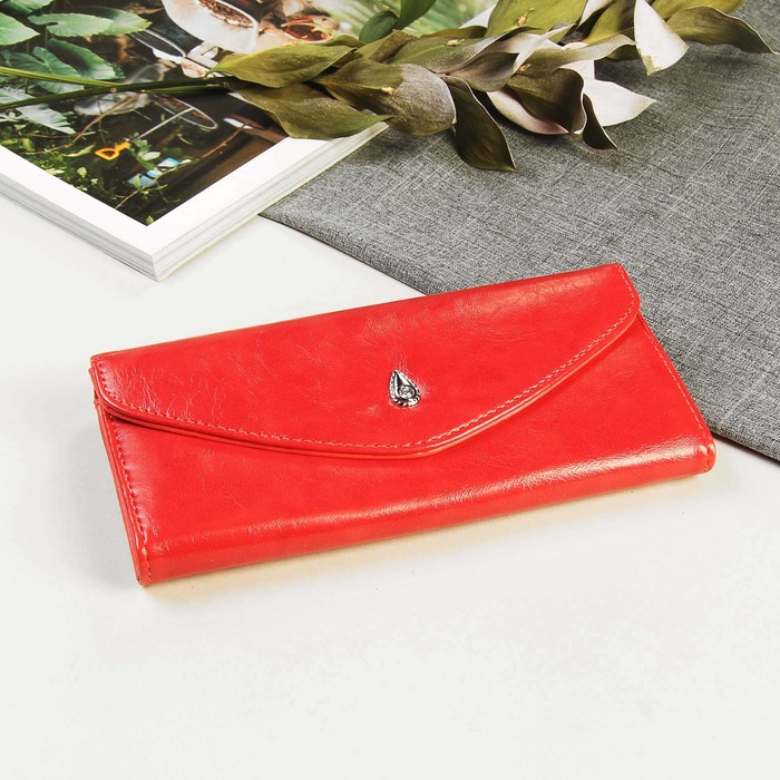 Кошелёк женский на клапане, 2 отдела, для карт, наружный карман, цвет коралловый