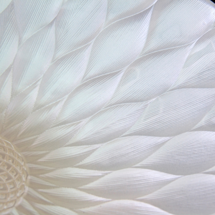 Блюдо "Лотос", жемчужное