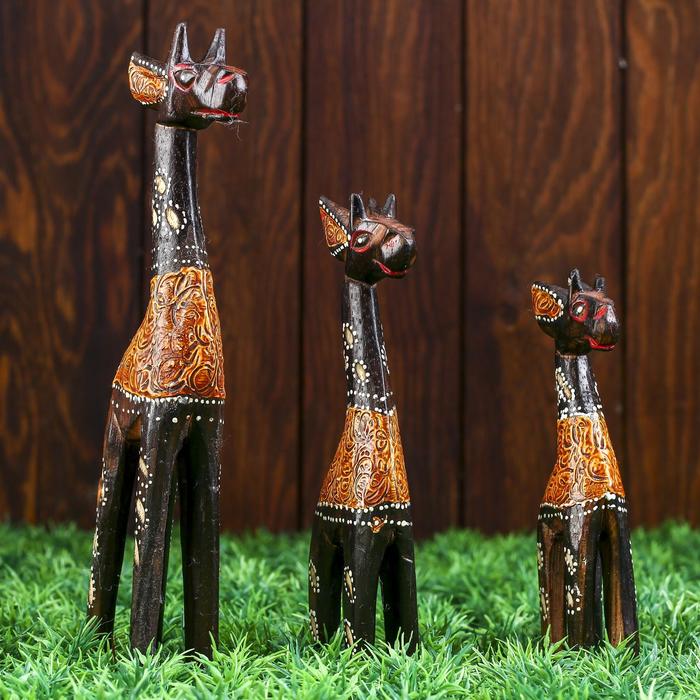 цена Сувенир дерево (набор 3 шт) Жирафы 24х10х5 см