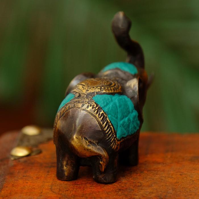 Сувенир "Мощный слоник"