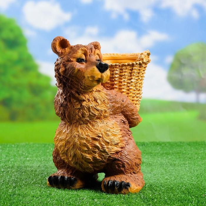 

Садовая фигура "Медведь с корзиной" 30х23х30см