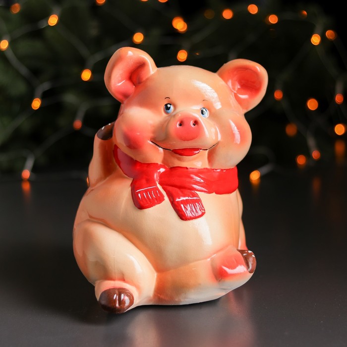 Копилка "Поросёнок в шарфе" красная