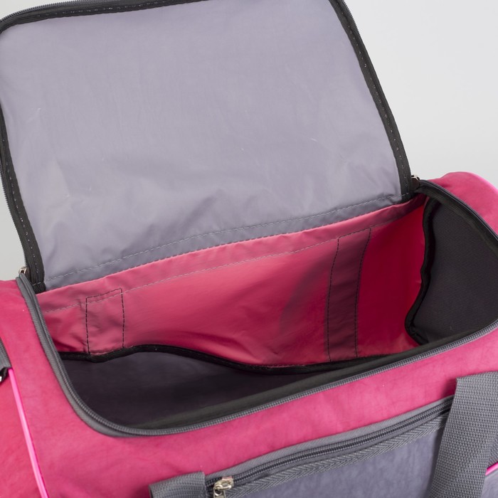 Сумка дорожная, 1 отдел, 3 наружных кармана, длинный ремень, цвет серо-розовый