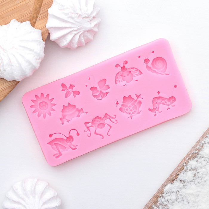 Молд 11х5,5х1 см "Насекомые"