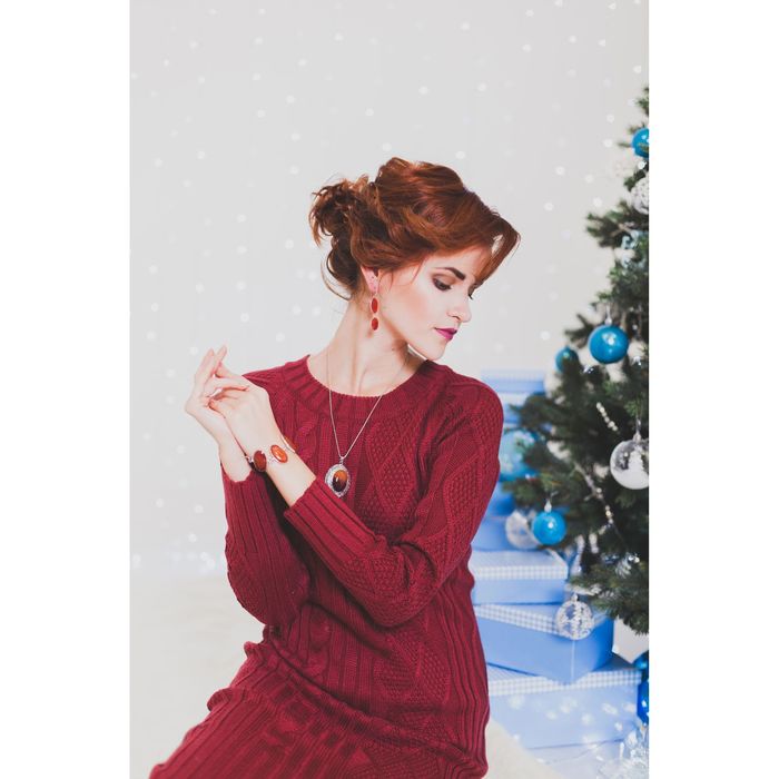 Подвеска в овальной оправе "Сердолик"