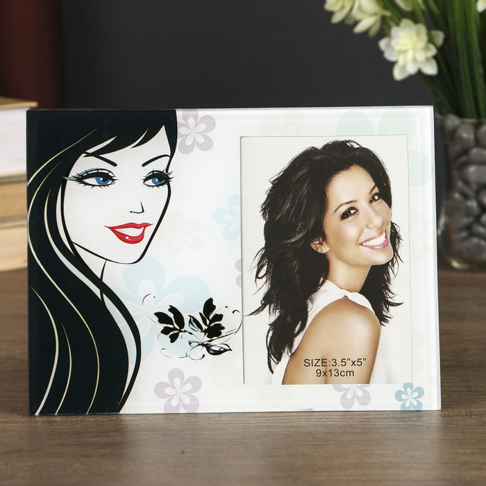 Фоторамка "Брюнетка" 9х13 см