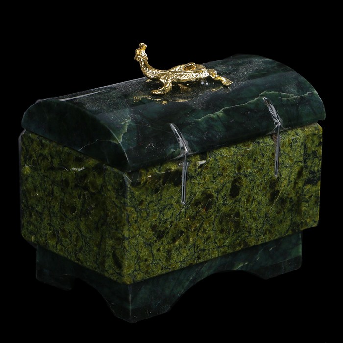 Сундучок с ящеркой