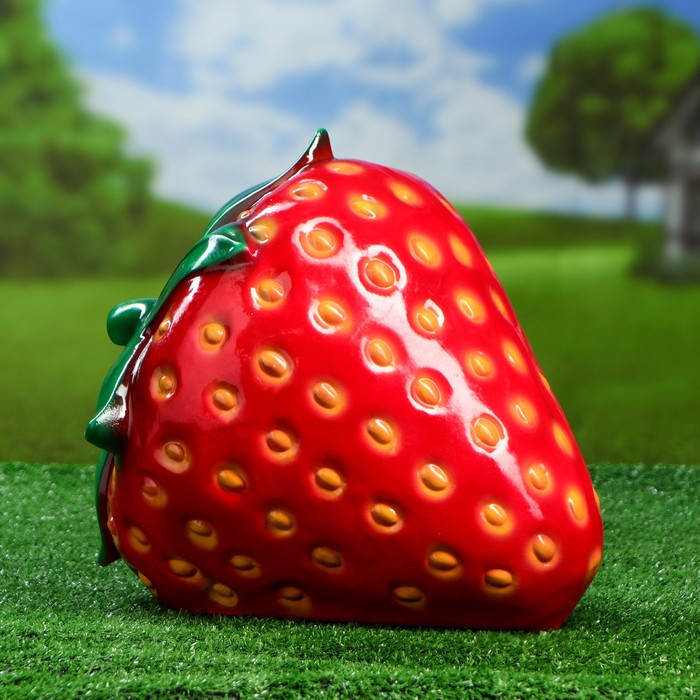 Садовая фигура "Клубника"