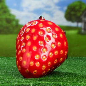 

Садовая фигура "Клубника", красный цвет, 32 см