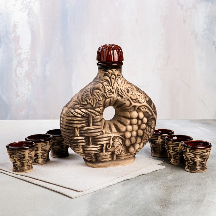 фото Набор для коньяка "виноград", под шамот, 7 предметов: штоф 1.2 л, рюмки 0.05 л керамика ручной работы