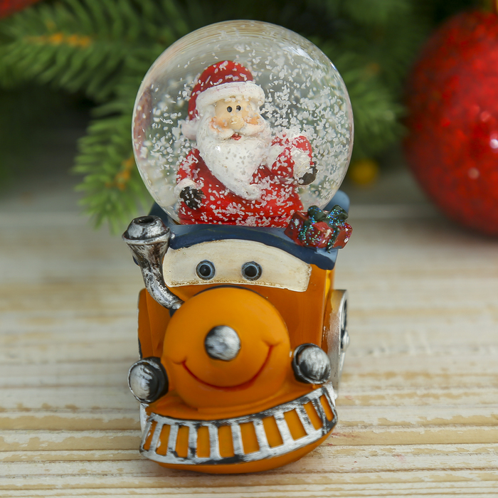 Сувенир снежный шар водяной "Дед Мороз на паровозике"