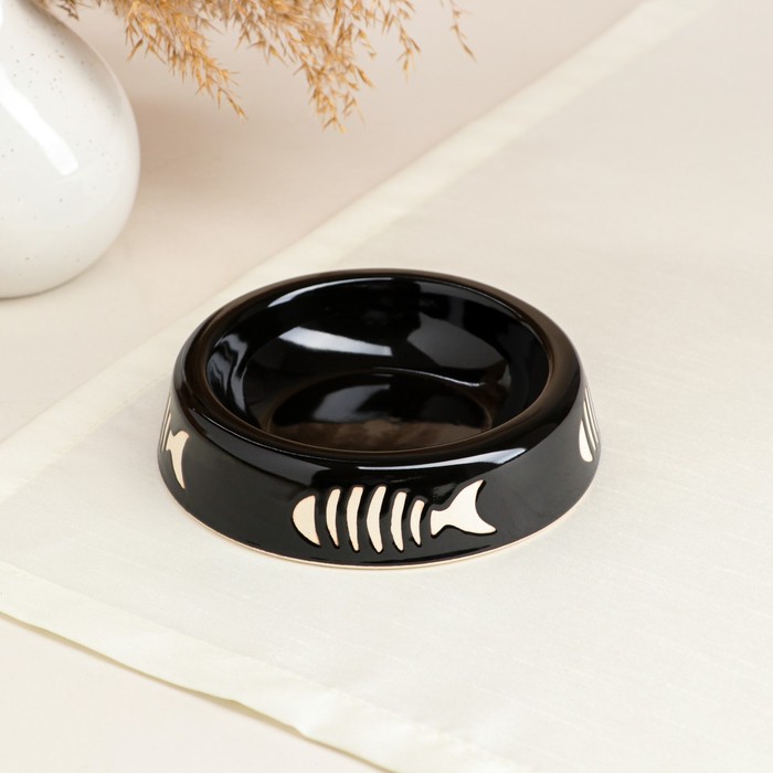 фото Миска "рыбка", цвет черный, 0.2 л керамика ручной работы