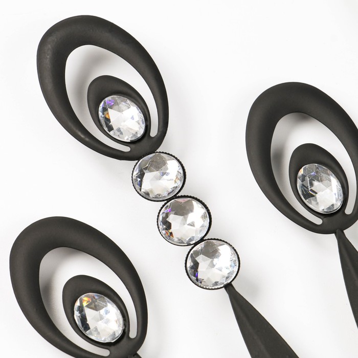 Часы настенные интерьерные "Серия Ажур. Мерцание", d=60 см, чёрные, циферблат белый